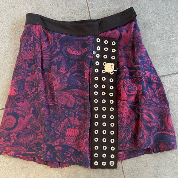 DIESEL SKIRT WITH A DRESS AND DECORATIVE ELEMENTS - Picture 2 of 8